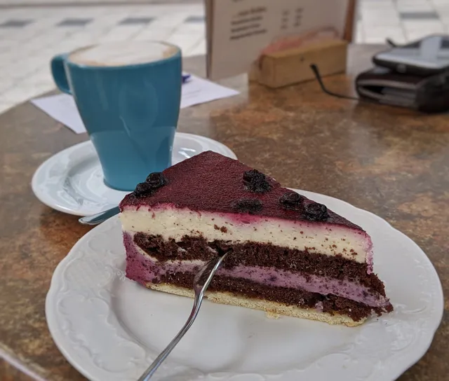 Felicita Bistro & Cafe