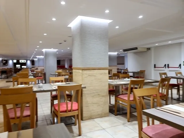 Universal Hotel Perla