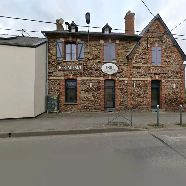 Grill Au Feu De Bois