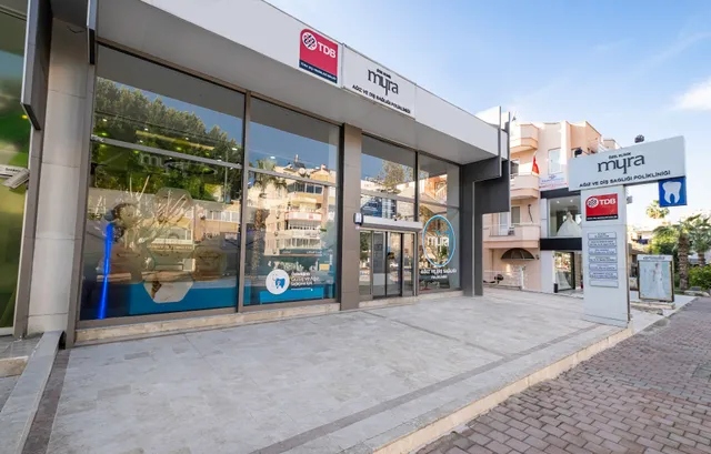 Myra Dental Centre Turkey (Veneers Turkey, Crowns Turkey, Dental Implants Turkey, Dentist Turkey, Teeth Whitening)