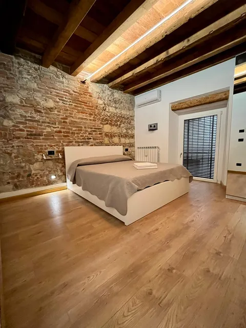 Teodorico Room & Apartment
