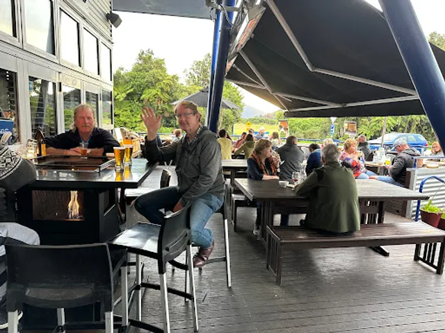 The Landing Restaurant & Bar