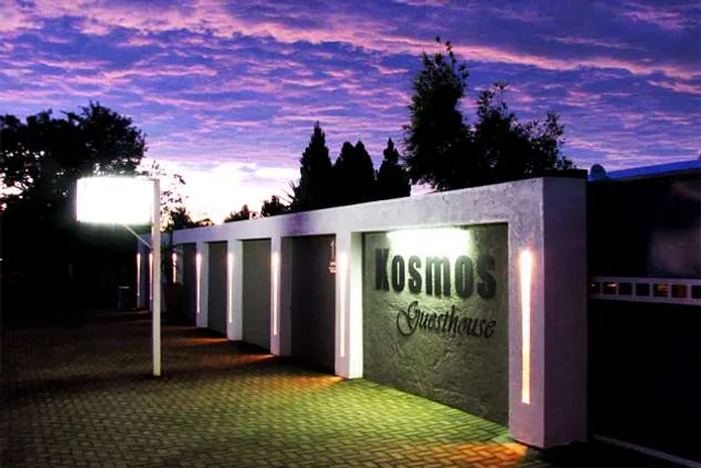 Kosmos Guesthouse