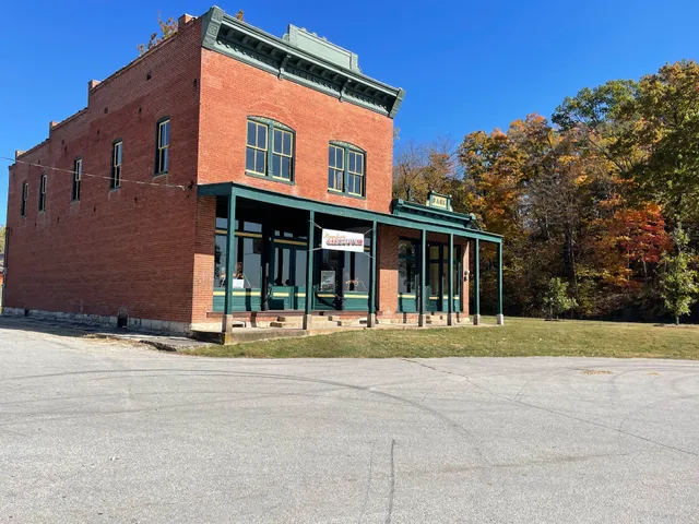 Katy Trail - Treloar Trailhead