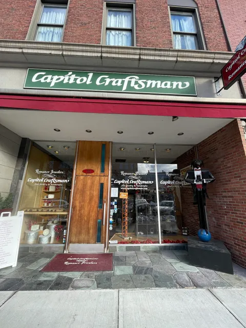 Capitol Craftsman Romance Jewelers
