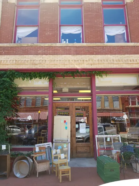 Magnolia Antique Mall