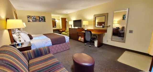 Olympic Inn & Suites