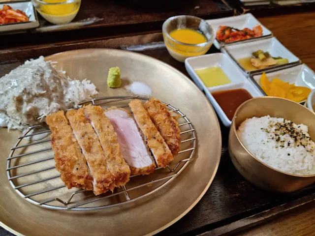 gyeongju restaurant tigerkatsu