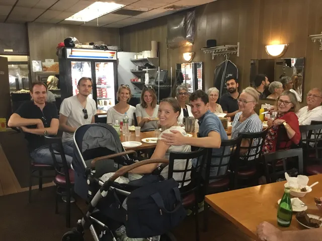 Hasidic Tours by Frieda