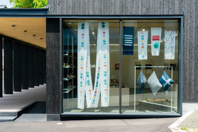 Mustakivi gallery&（ムスタキビ ギャラリーアンド）