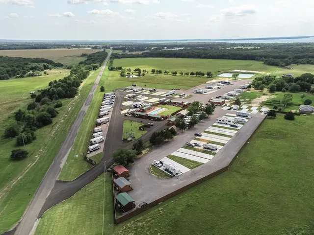 Do Drop Inn RV Resort and Cabins