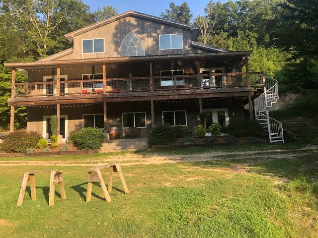 Pigeon Mountain Crossing