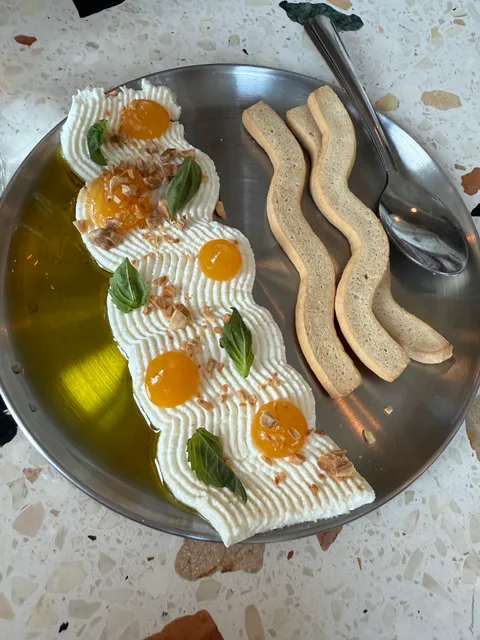 Sacro Bosco Pizza & Wine