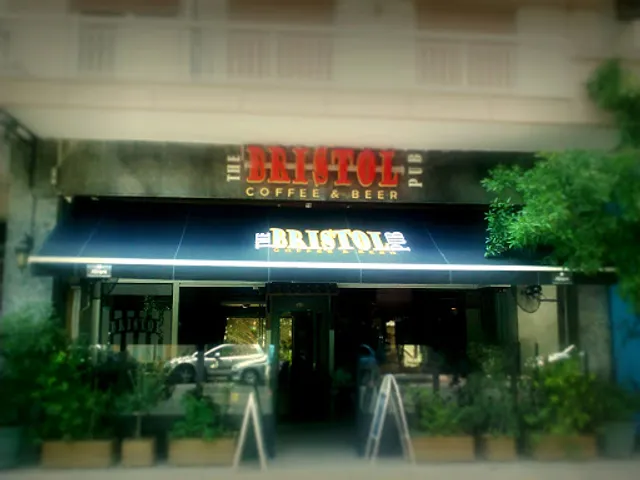 Bristol Pub