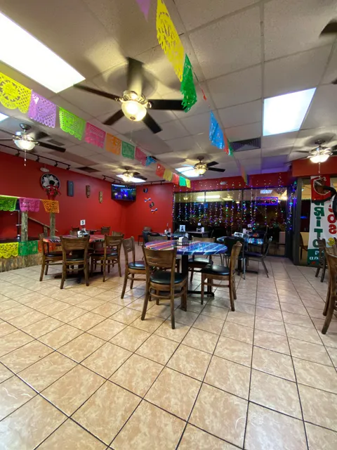 MIL AMORES MEXICAN FOOD