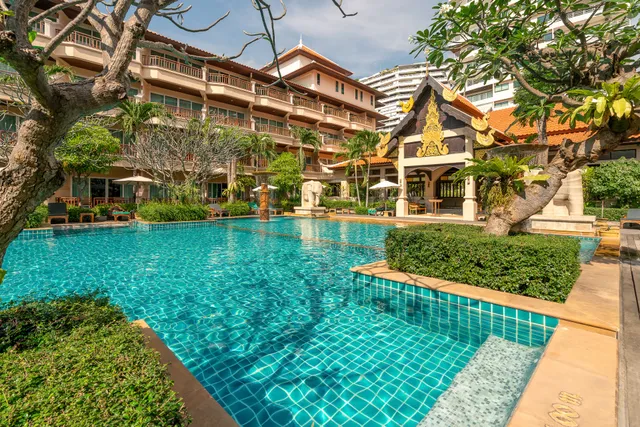 Avalon Beach Resort - Pattaya