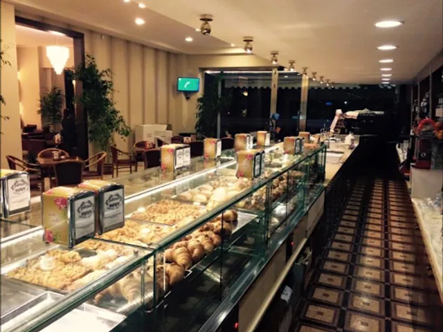 Chalet Delle Rose Cafe