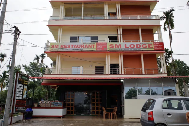SM Restaurant & Lodging