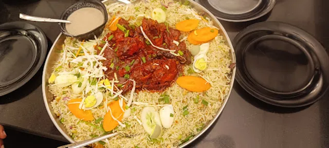 Yaadgar Family Restaurant