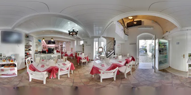 Pasta e Pomodoro Italian Food