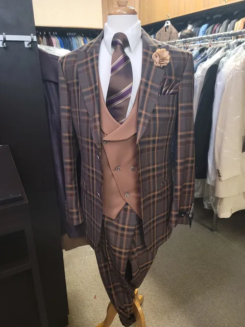 Fifth Avenue Fashions