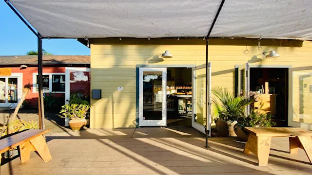 Lucky Llama Coffee House