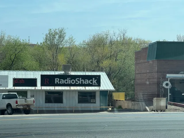 Royce Electronics - RadioShack Dealer