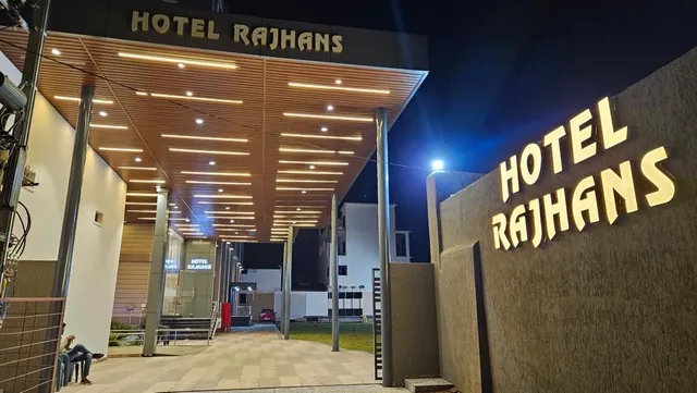 Hotel Rajhans