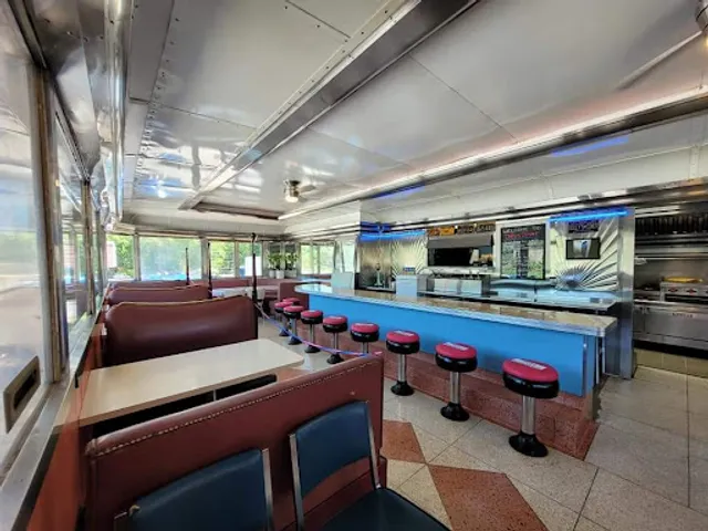 Dolly's Diner