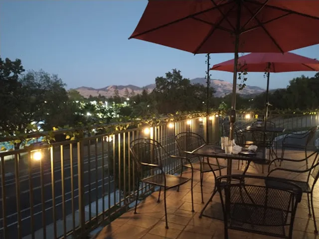 The Greenery Restaurant & Sports Bar