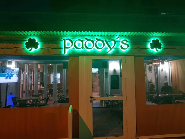 Paddys bar