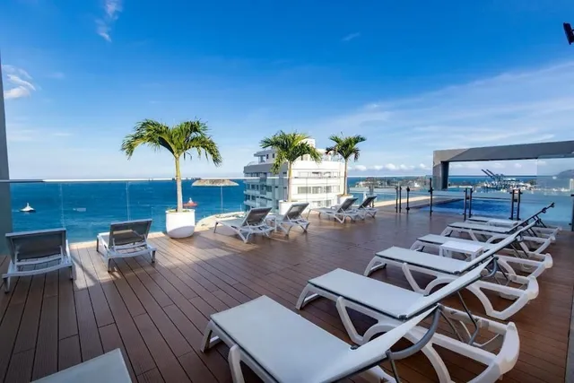 Hilton Garden Inn Santa Marta