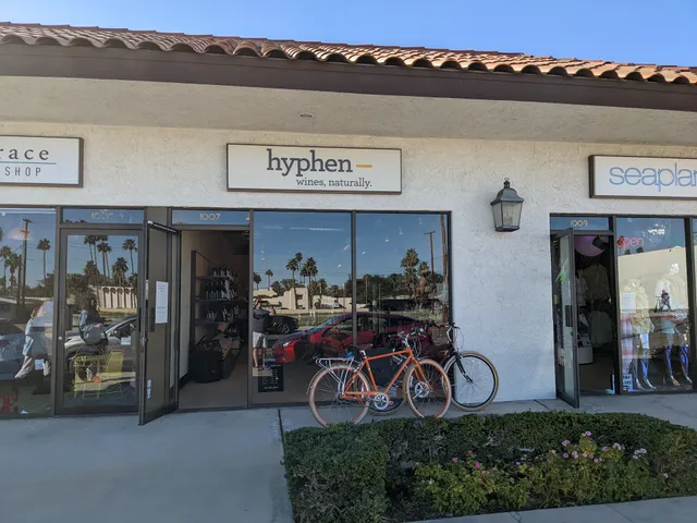 hyphen- Wine Shop & Lounge