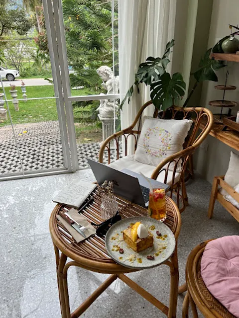 Nonna Garden Café and Deli