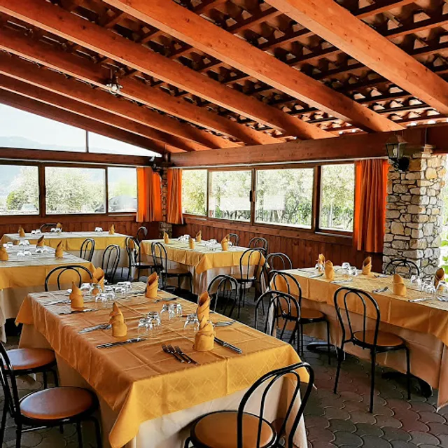 Wind's Eden • Ristorante • Croccante Calabrese • Pinsa Romana