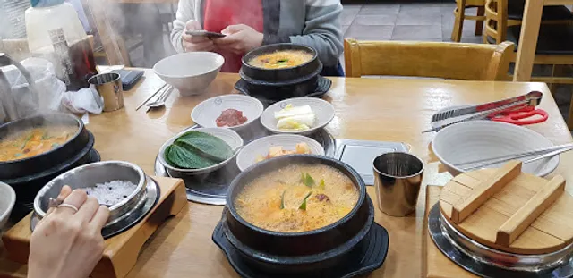 두거리우신탕안산중앙점