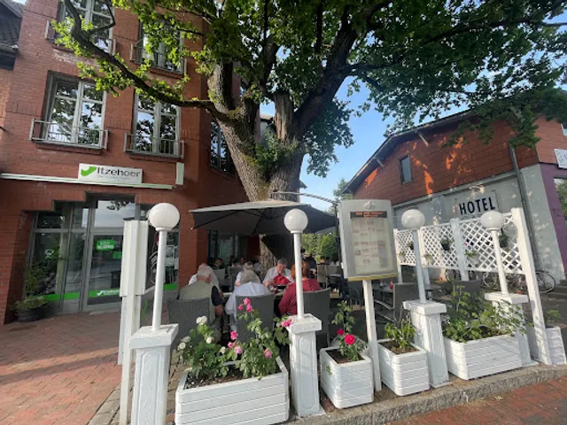 SHOW COOL Restaurant