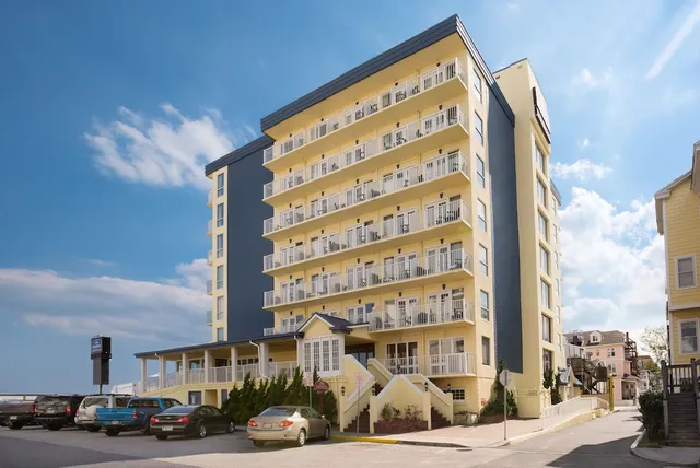 Howard Johnson Plaza by Wyndham Ocean City Oceanfront