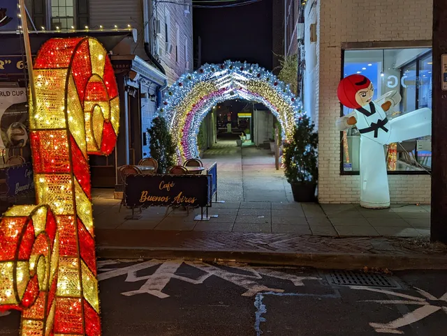 Huntington Holiday Spectacular