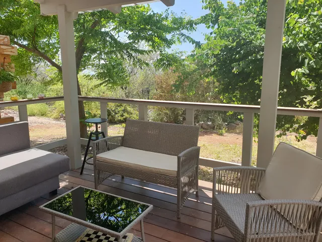 אביב יחידות אירוח