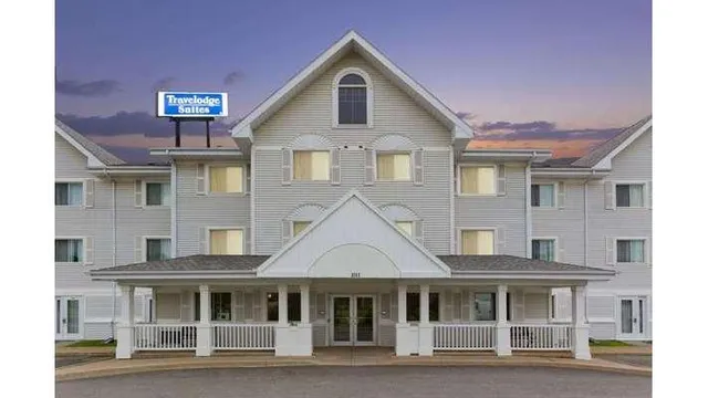 Travelodge Suites by Wyndham Saint John