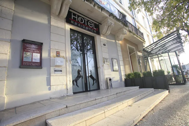 Appart'hôtel Le Cheval Blanc