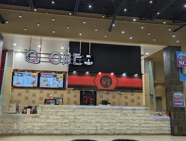 Q one BBQ & Ramen noodles