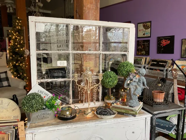 Nightingales Acoustic Cafe