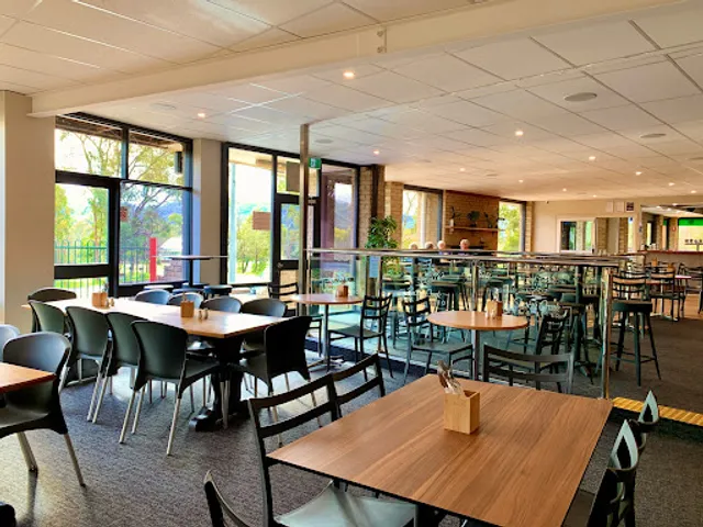 Snobs Creek Holiday Park