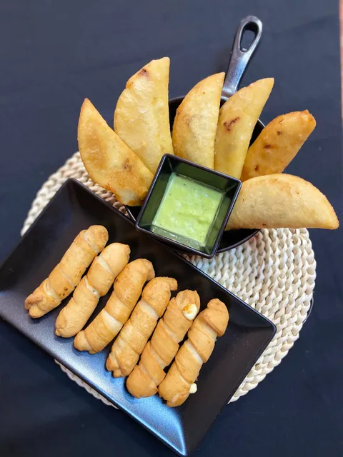 Criollitos venezuelan food