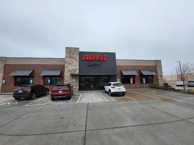 Johnnie's Charcoal Broiler