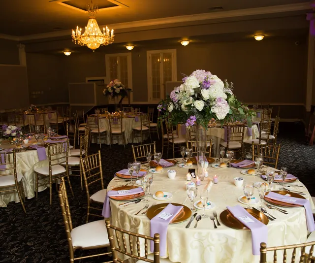 A Fashionable Flower Boutique