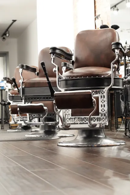Fading Time Barbershop