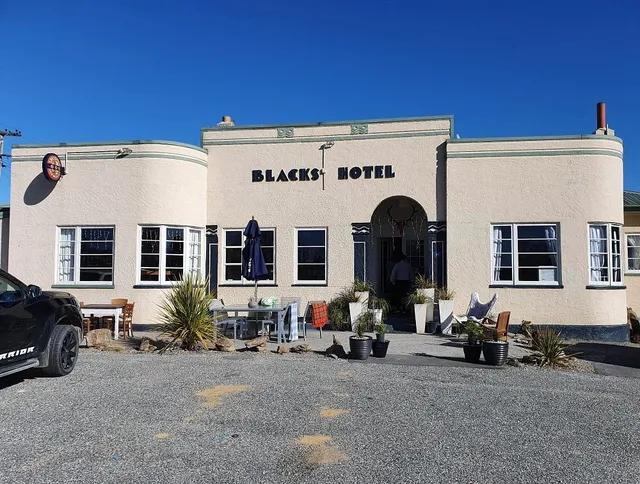 Blacks Hotel